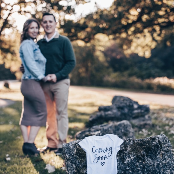 Coming soon baby onesie, Pregnancy announcement onesie, Baby reveal onesie, Gift - Picture 2 of 2